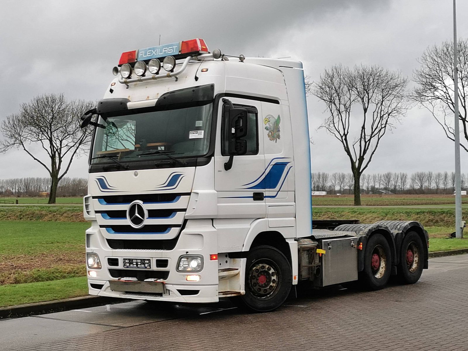 MERCEDES BENZ ACTROS 3355 LS Kleyn Vans