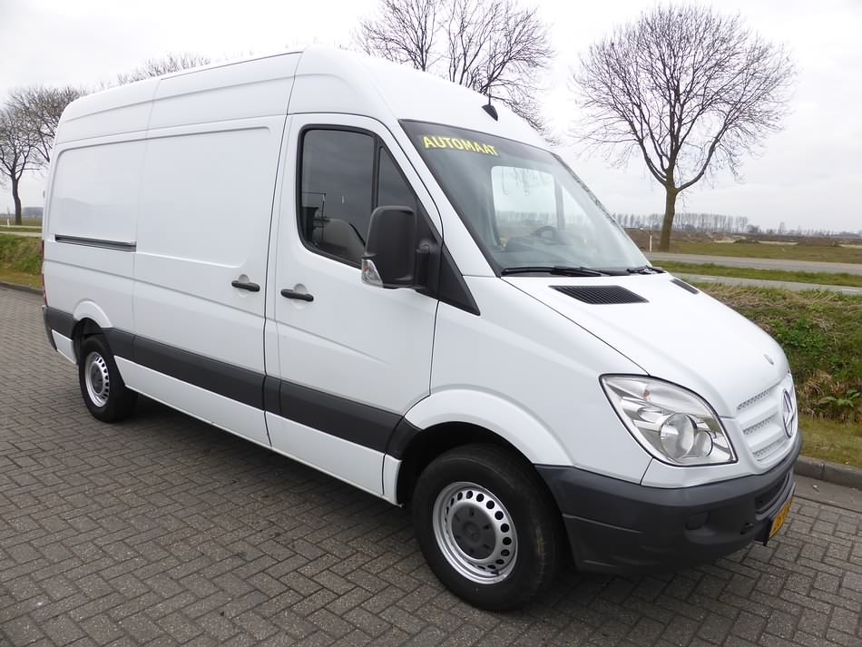 Mercedes cheap sprinter 209