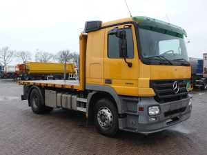 MERCEDES-BENZ - ACTROS 1844