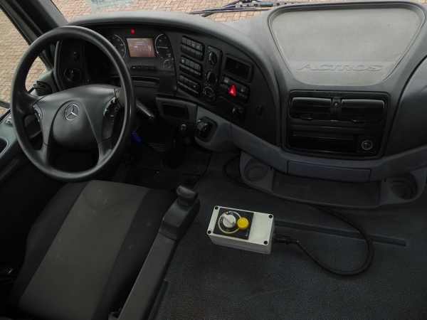 MERCEDES-BENZ - ACTROS 3236