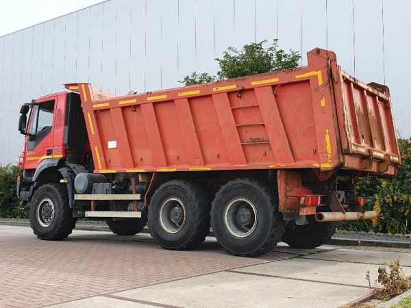 IVECO - AD380T42 TRAKKER
