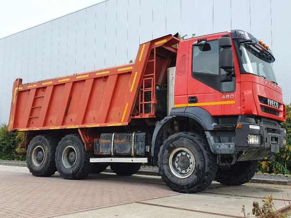 IVECO - AD380T42 TRAKKER