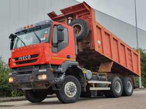 IVECO - AD380T42 TRAKKER