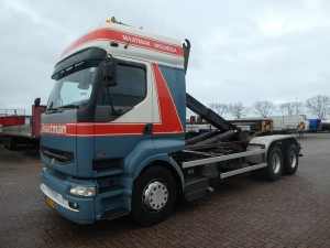 RENAULT - PREMIUM 410