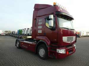 RENAULT - PREMIUM 440