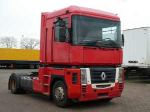 RENAULT - MAGNUM 440 AE