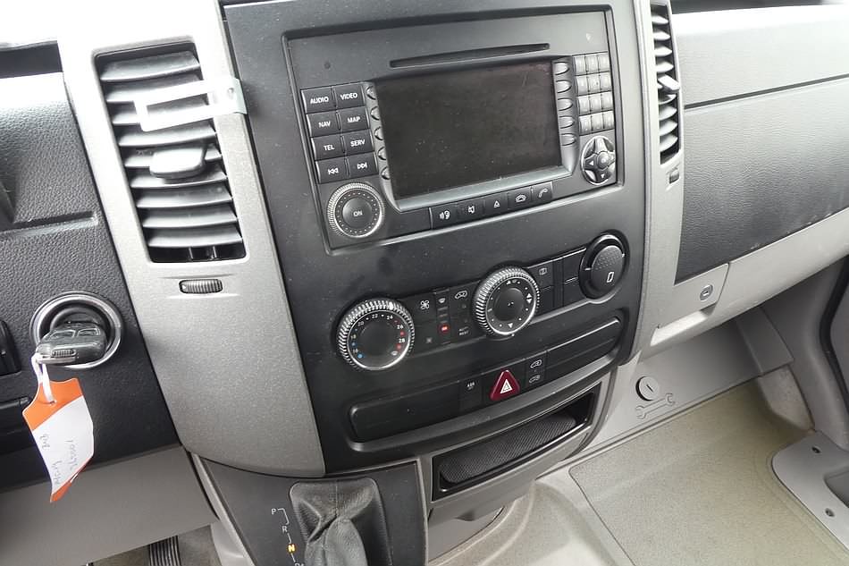 MERCEDES-BENZ SPRINTER 218 CDI - Kleyn Vans