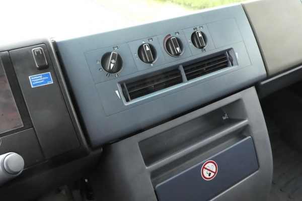 MERCEDES-BENZ - VARIO 814 D