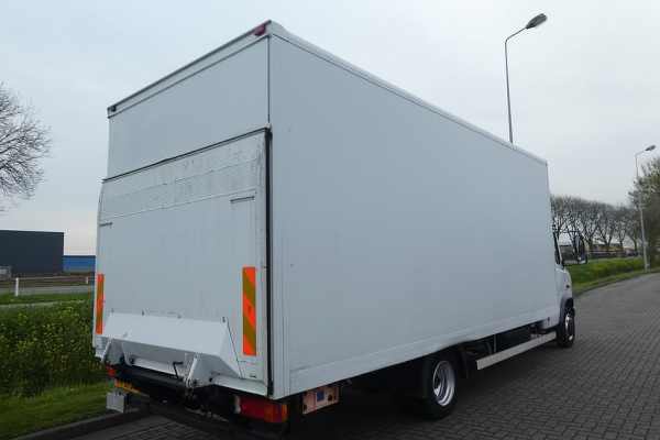 MERCEDES-BENZ - VARIO 814 D