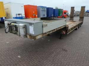 MUELLER - 3 AXLES WITH RAMPS