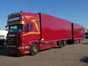 SCANIA - R500