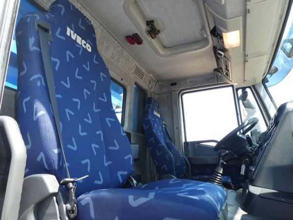 IVECO - AD410T41 TRAKKER