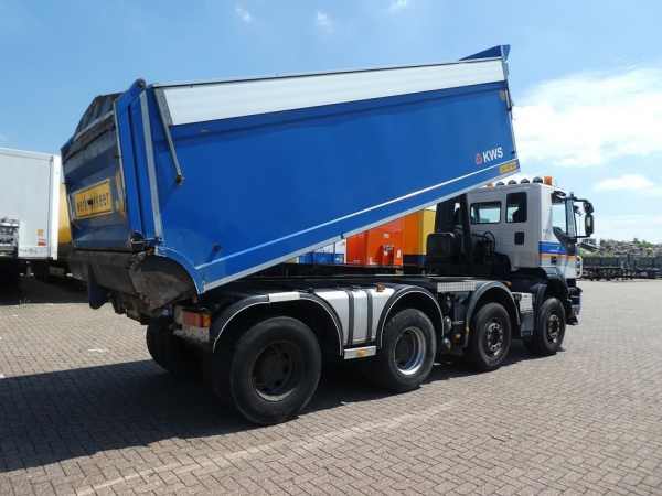 IVECO - AD410T41 TRAKKER