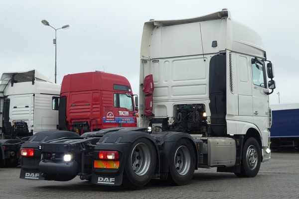DAF - XF 460