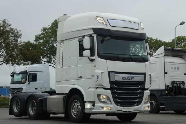 DAF - XF 460