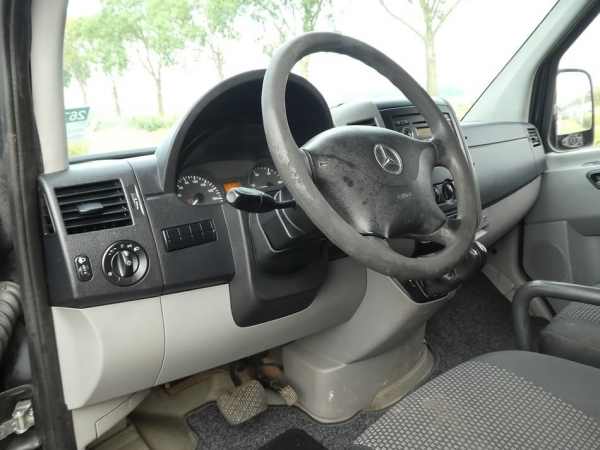 MERCEDES-BENZ - SPRINTER 318 CDI