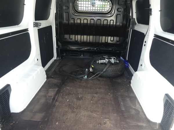 NISSAN - NV 200 ELECTRIC