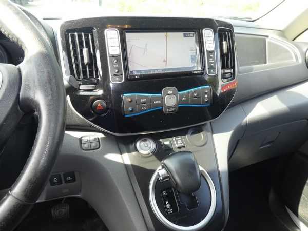 NISSAN - NV 200 ELECTRIC