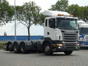 SCANIA - R440