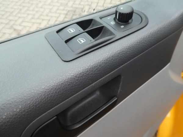 VOLKSWAGEN - TRANSPORTER 2.0 TDI