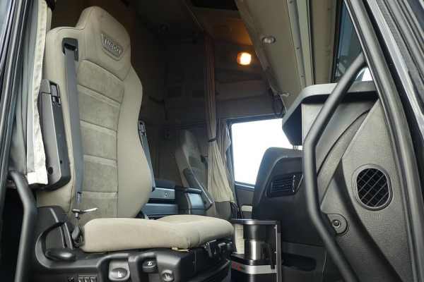 IVECO - AS440S46 STRALIS