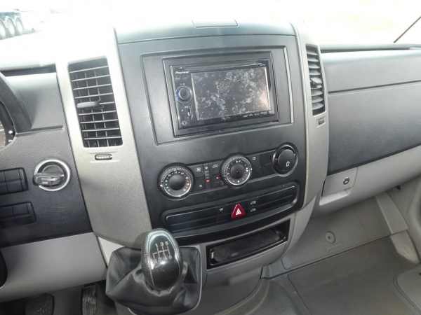 MERCEDES-BENZ - SPRINTER 516 CDI