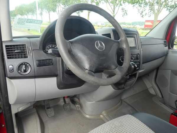 MERCEDES-BENZ - SPRINTER 516 CDI