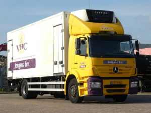 MERCEDES-BENZ - AXOR 1824