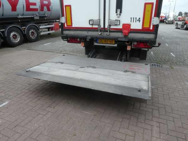 SCHMITZ - THERMKING SLX300E