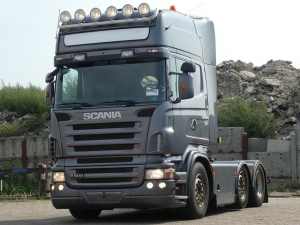 SCANIA - R500