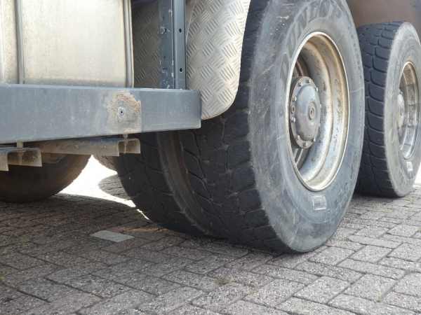 MERCEDES-BENZ - ACTROS 3346