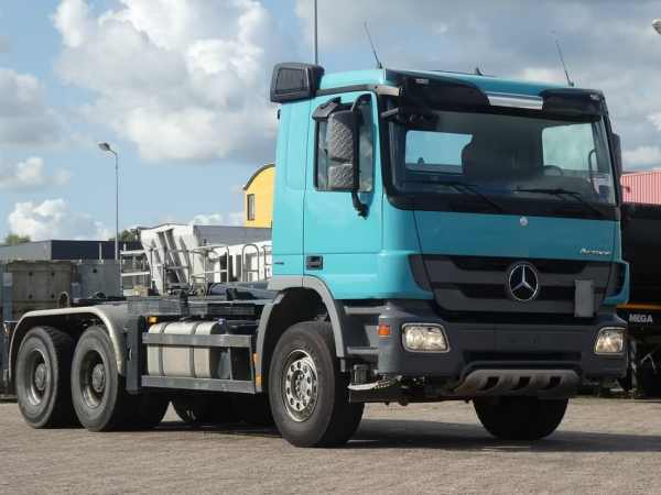 MERCEDES-BENZ - ACTROS 3346