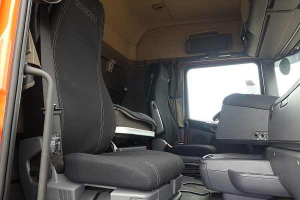 SCANIA - R410