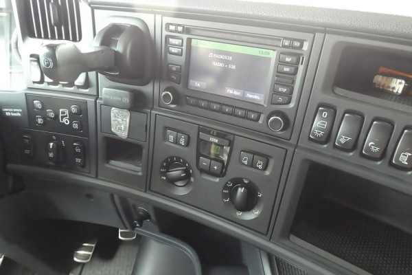 SCANIA - R520