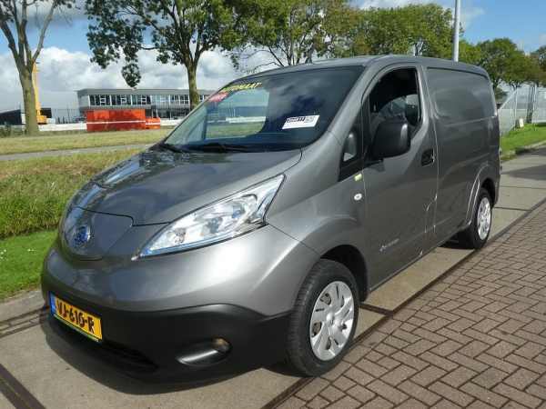 NISSAN - NV 200 ELECTRIC