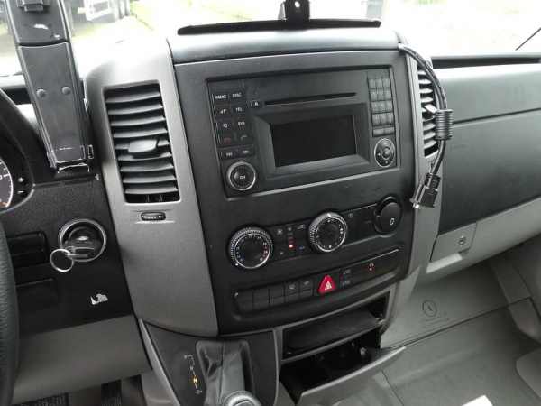 MERCEDES-BENZ - SPRINTER 319 CDI