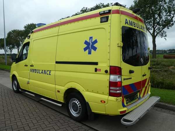 MERCEDES-BENZ - SPRINTER 319 CDI