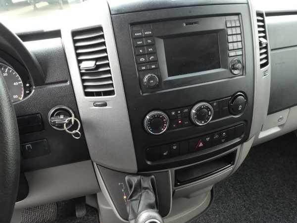 MERCEDES-BENZ - SPRINTER 319 CDI