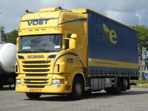 SCANIA - R500