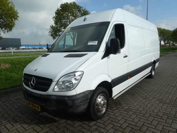 MERCEDES-BENZ - SPRINTER 516 CDI