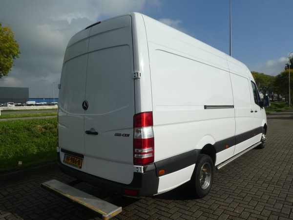 MERCEDES-BENZ - SPRINTER 516 CDI