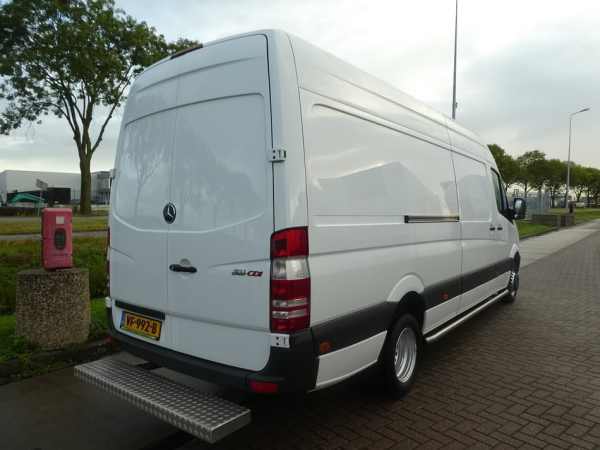 MERCEDES-BENZ - SPRINTER 516 CDI