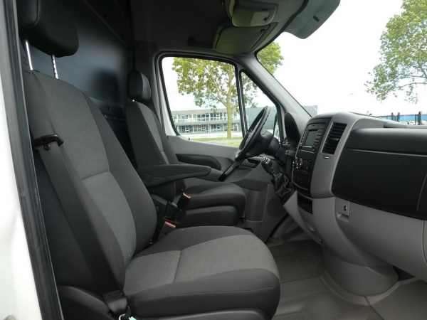 VOLKSWAGEN - CRAFTER 35