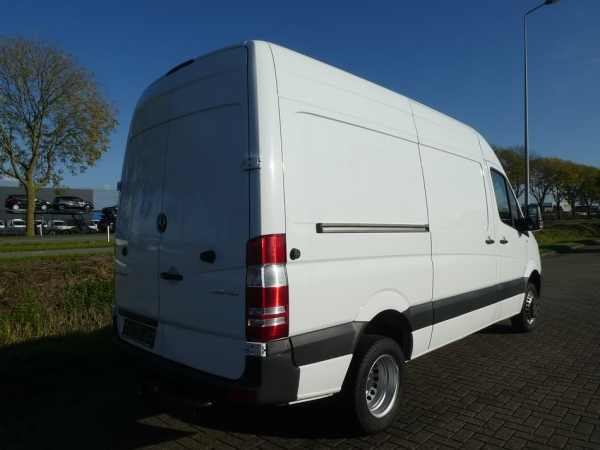 MERCEDES-BENZ - SPRINTER 516 CDI