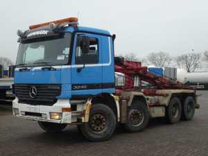 MERCEDES-BENZ - ACTROS 3240