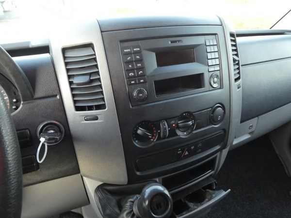 MERCEDES-BENZ - SPRINTER 210 CDI