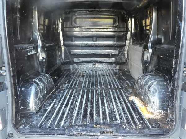 OPEL - VIVARO 2.0