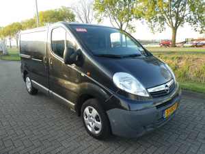 OPEL - VIVARO 2.0