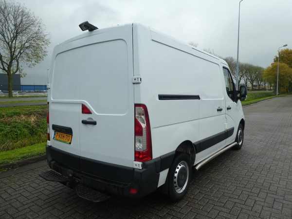 RENAULT - MASTER 2.3