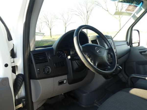 MERCEDES-BENZ - SPRINTER 313 CDI
